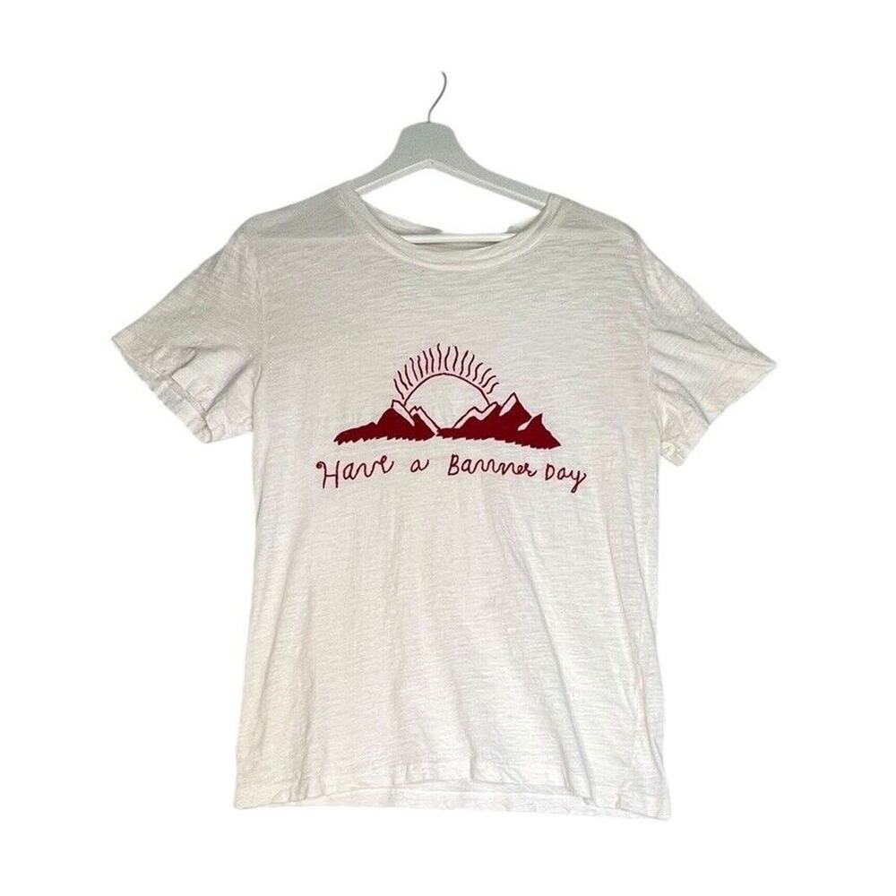 Have A BANNER DAY Sz M Off White Mountain Sun Embroidered 100% Cotton Top Tee